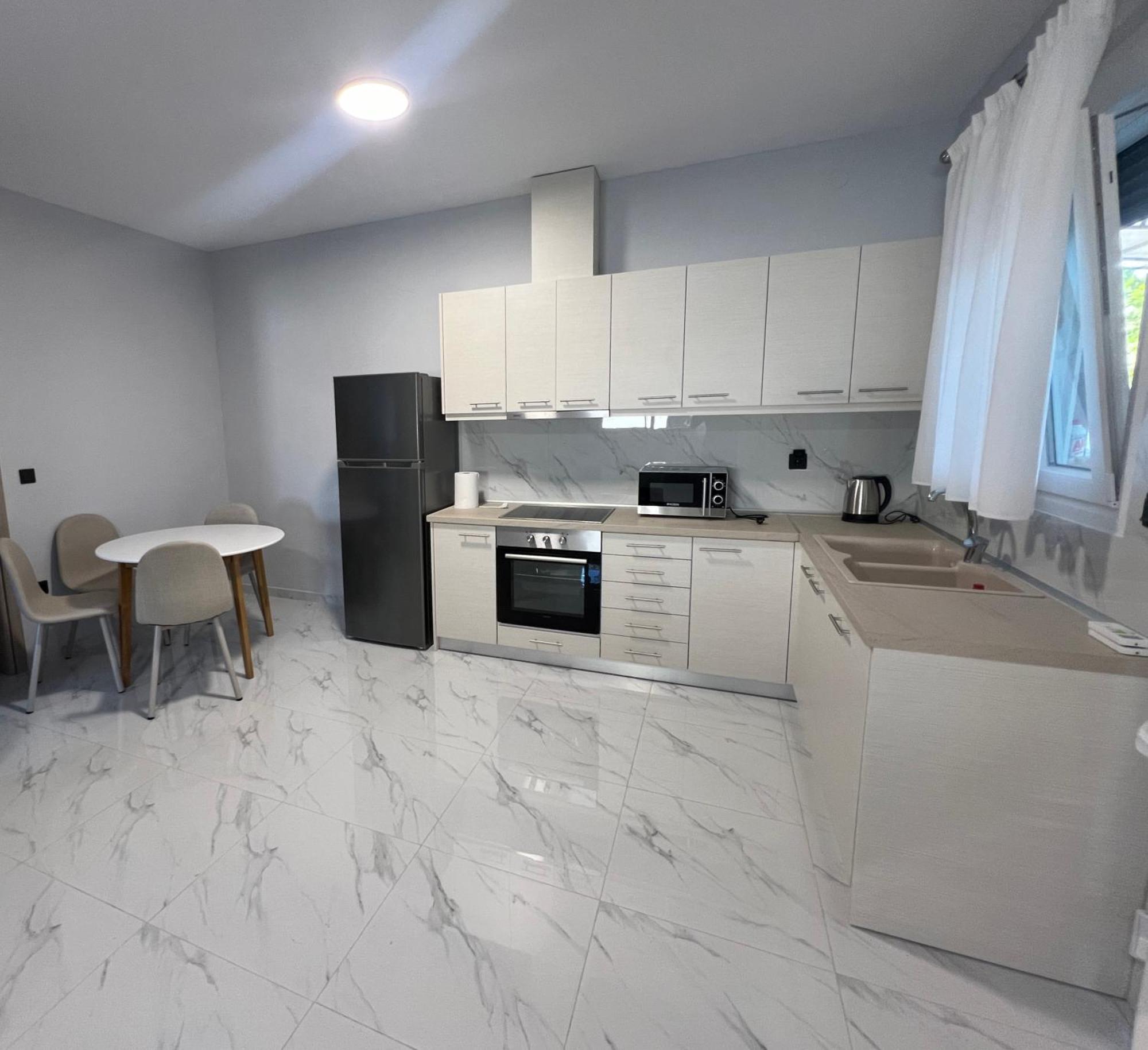 Apartments Korinos Bagian luar foto